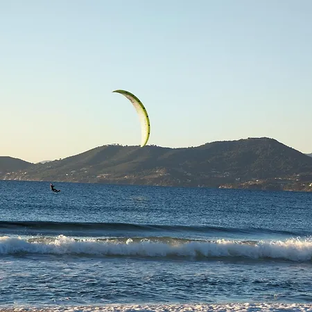Calme A Giens , 2 Pas Du Port Et Des Plages 아파트